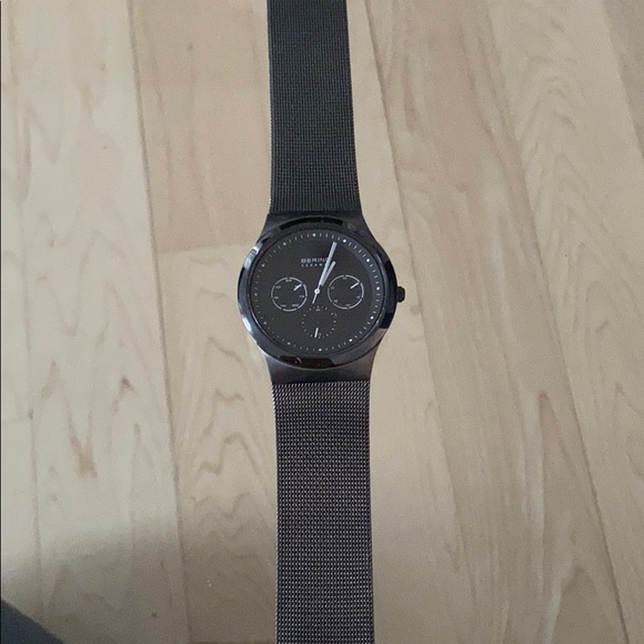 BERING MEN’S WATCH - Picture 2 of 2